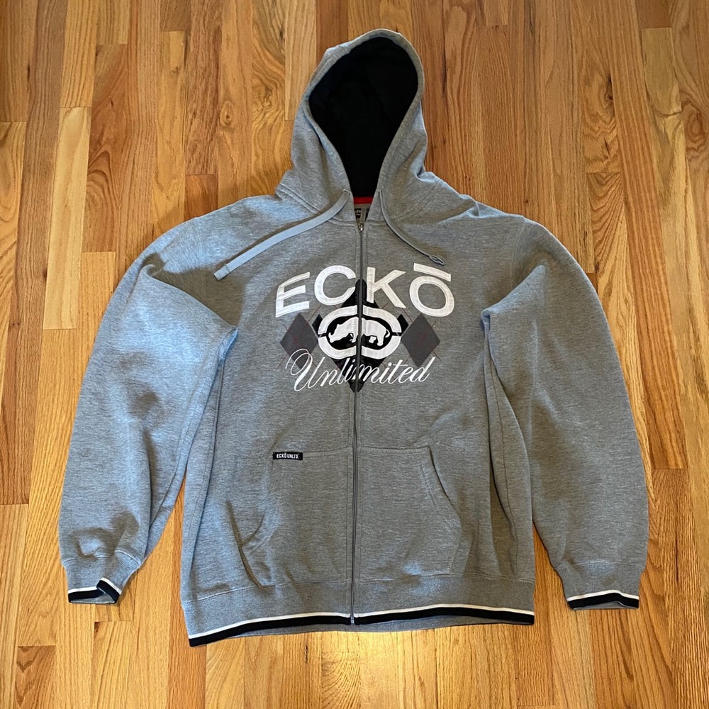 Ecko Unltd. Front Zip Hooded SS. Lightly Worn. XXL